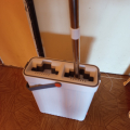 Mop s nádobou