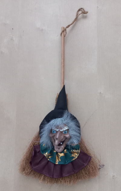 Čarodejnice na zavěšení