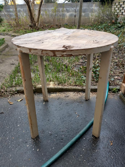 Historický stůl a štokrdle