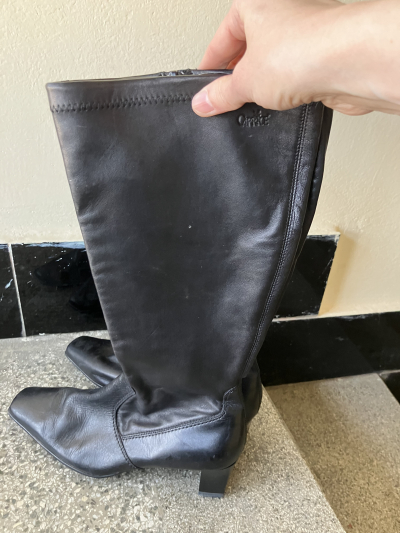 Kožené elastické kozačky Caprice vel. 6 jako nove