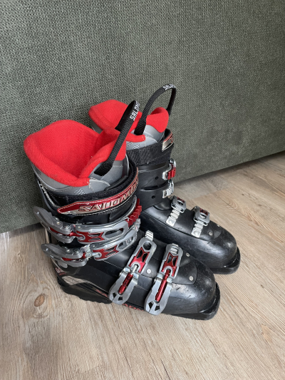 Lyžáky Salomon vel.38 (24-24,5)