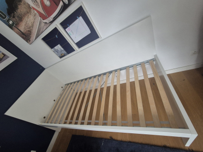 Bílá ikea postel 90x200 s roštem