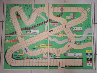 Retro herní plán na hru Kamiony