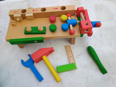 Dřevěný dětský ponk