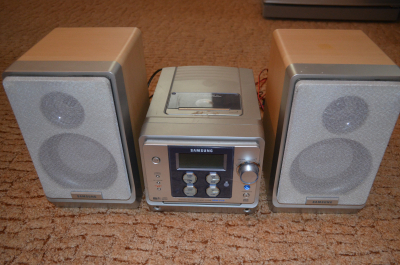 Malá hifi věž Samsung