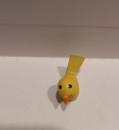 Žlutý ptáček figurka