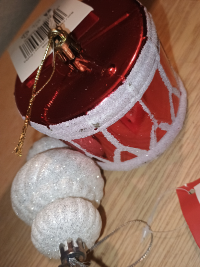 Dvě nové vánoční ozdoby