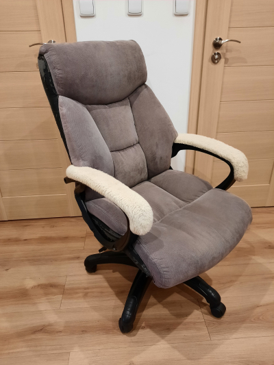 Kancelářské křeslo