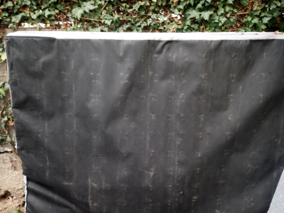 starší matrace 140 na 200 v horším stavu