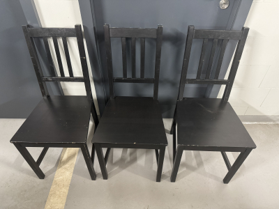Tři židle IKEA Stefan