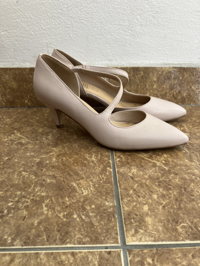 Lodicky vel . 38 Baťa jako nove