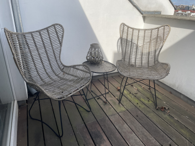2 zahradní křesla z umělého ratanu