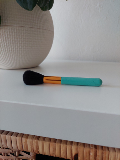 Kosmetický štětec na tvářenku