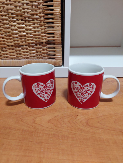 Hrnečky se srdcem 2 ks