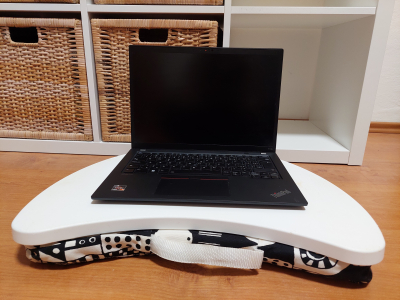 Podložku pod notebook Ikea