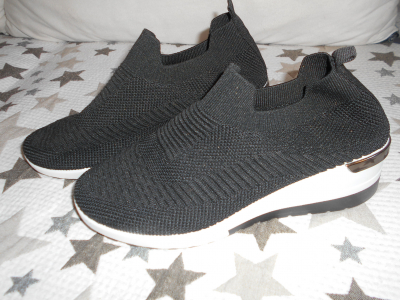 Boty černé, nové vel. 39