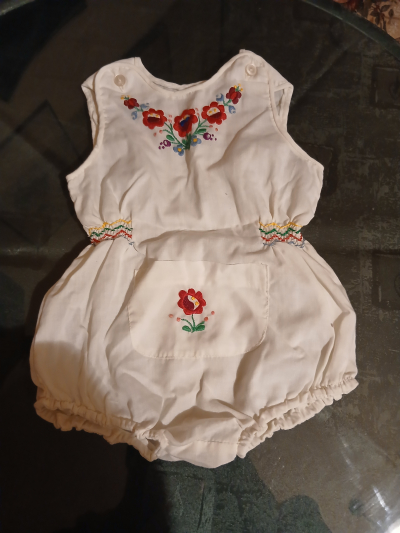 folklorní letní obleček od 1r