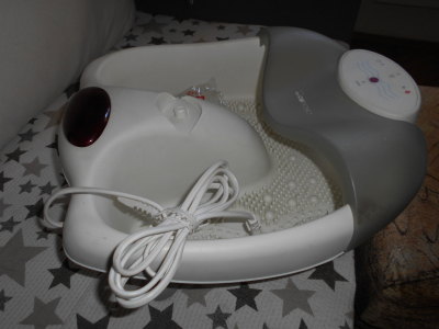 Masážní vana s ovladačem