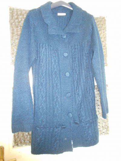 Tmavě modrý kardigan   zn. Joyful vel.M