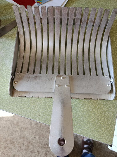 Kráječ na knedlíky