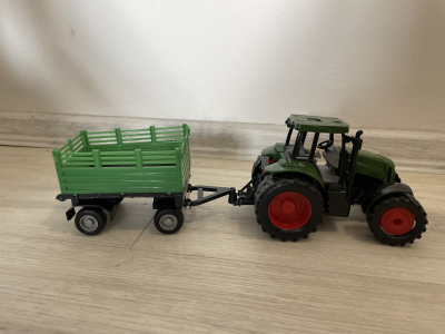 Traktor s návěsem