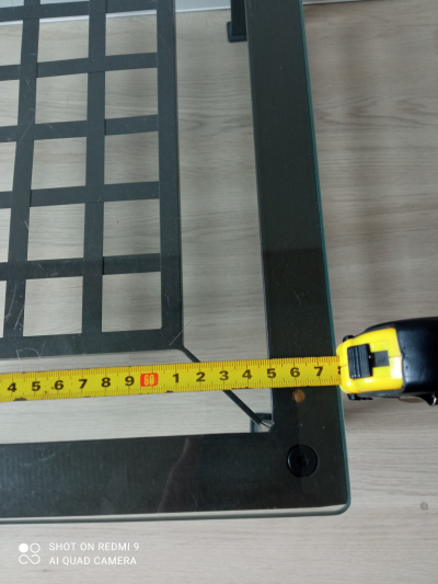 Konferenční stolek