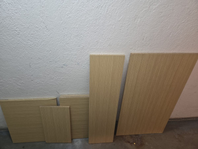 Dřevěné desky, police