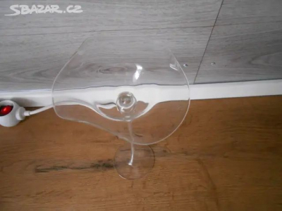 Dekorace jemné sklo.