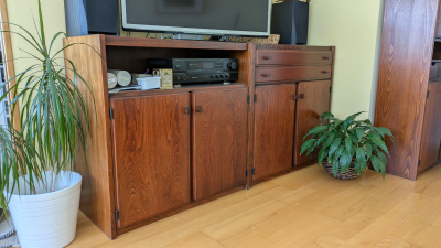 3 hnědé dřevěné skříňky, výr. VD Jablonné n. Orlicí