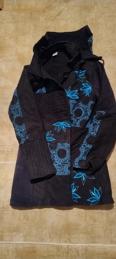 Zimní bundy vel 36