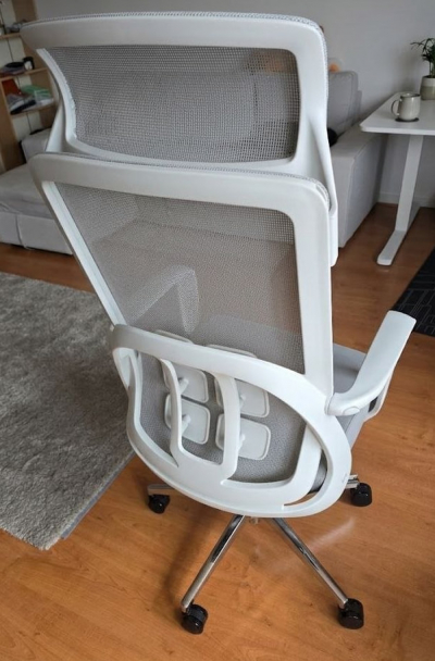 Daruji za odvoz kancelářskou židli