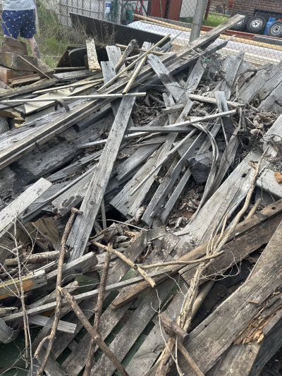 Dřevo za odvoz na probrání