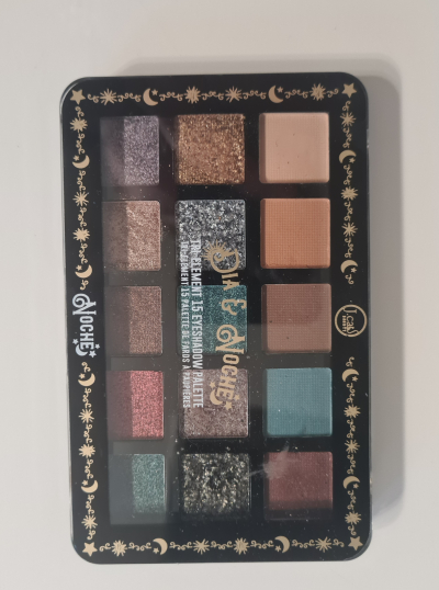 Paletka očních stínů