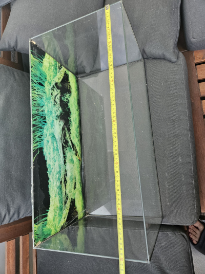 akvarium s osvětlením