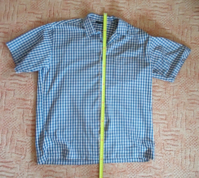 Košile velká, velmi příjemný materiál.