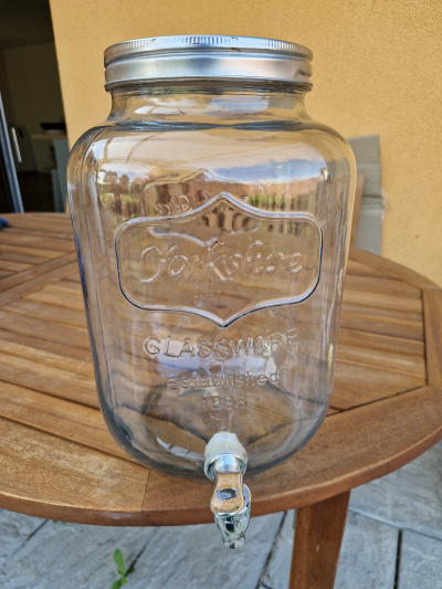 5l nádobu na domácí limonádu - vadné těsnění