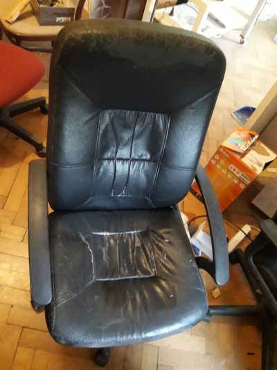 Kancelářské křeslo