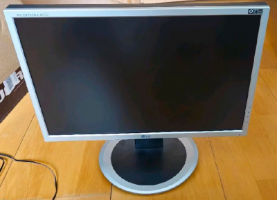 Monitor 19" LG