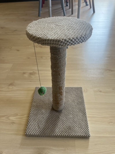 Škrabadlo pro kočku / kotě