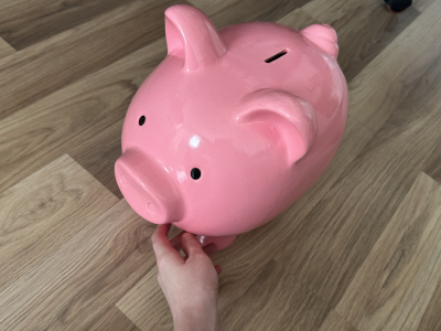 Velké keramické prasátko