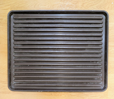 Plastový odkapávač na nádobí