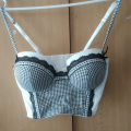 Podprsenka s kosticemi a výztuhou /polokorzet