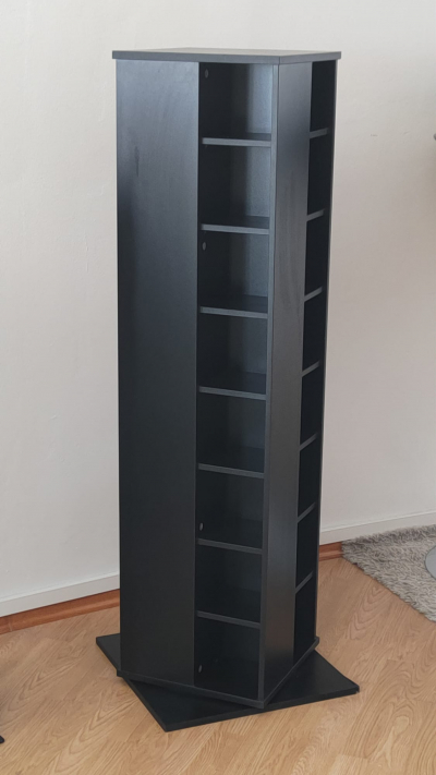 otáčivý stojan na CD a jiné nosiče