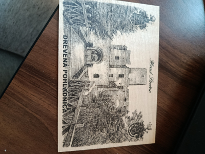 Dřevěná pohlednice