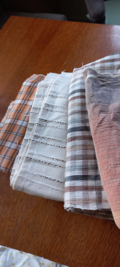 daruji zbytky látek