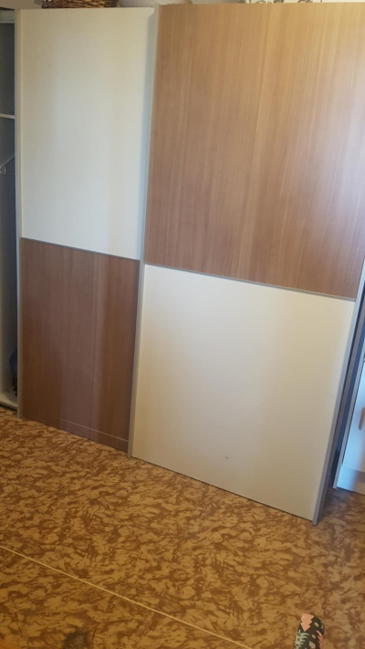 Velká skříň za odvoz