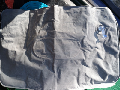 Polštářek nafukovaci