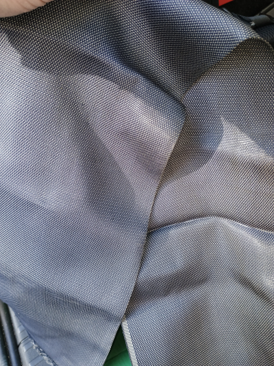 Asi běhoun na stůl asi 110 x 20 cm.