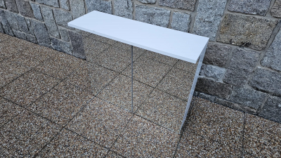 Zrcadlová skříňka