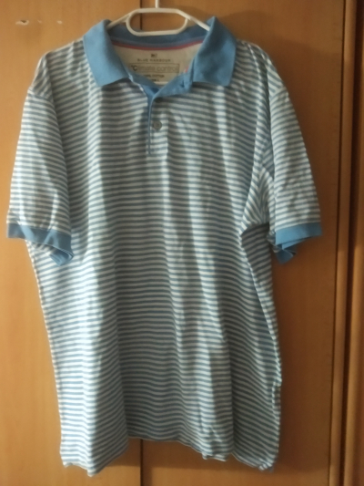 Tričko s límečkem pruhy